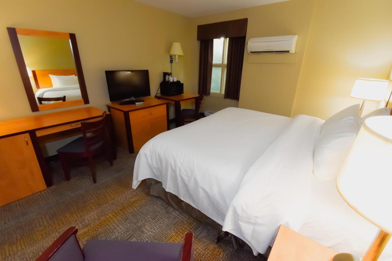 Canad Inns Destination Centre Windsor Park Winnipeg Exteriör bild