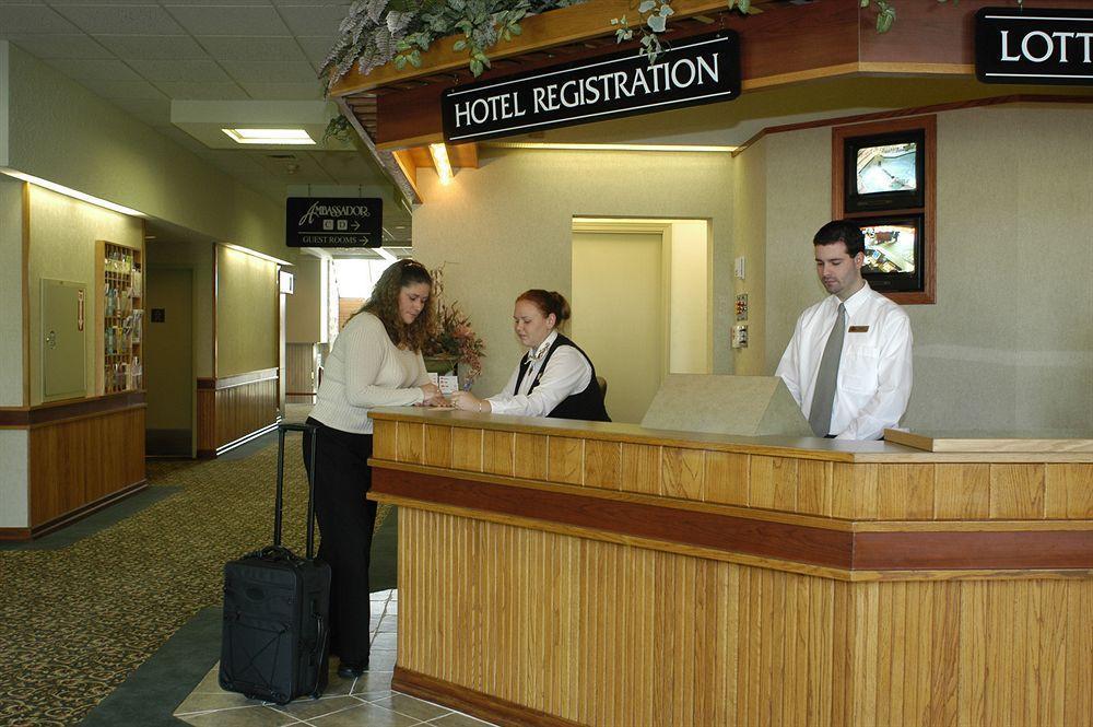 Canad Inns Destination Centre Windsor Park Winnipeg Exteriör bild