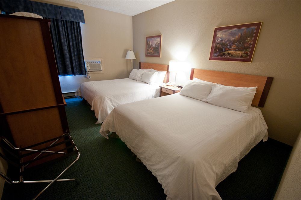 Canad Inns Destination Centre Windsor Park Winnipeg Exteriör bild