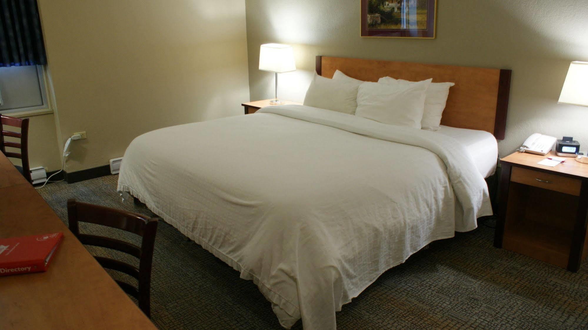 Canad Inns Destination Centre Windsor Park Winnipeg Exteriör bild