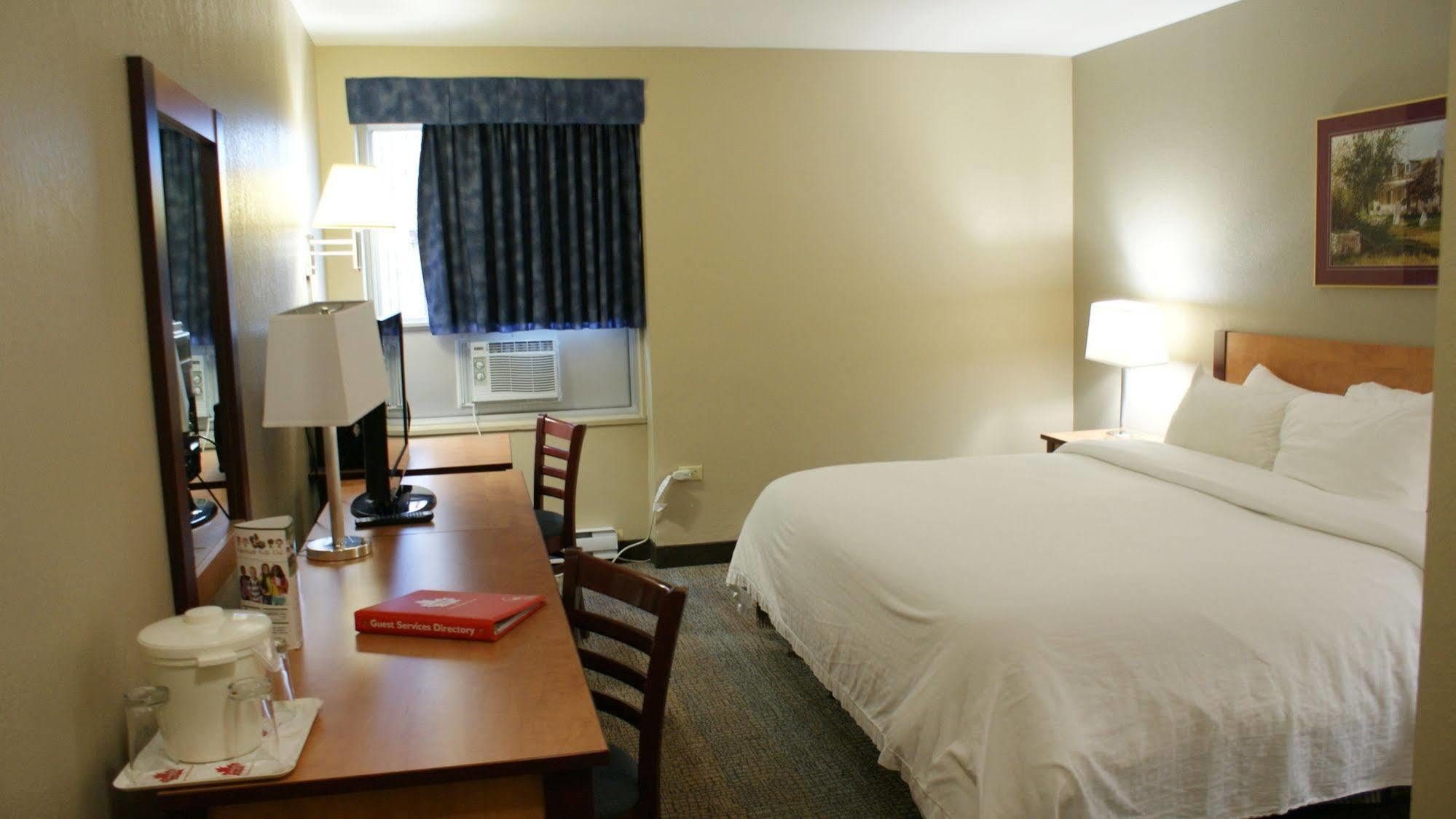 Canad Inns Destination Centre Windsor Park Winnipeg Exteriör bild